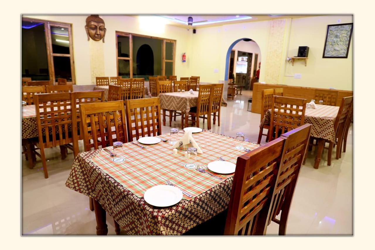 The Ranikhet Continental Hotel Luaran gambar