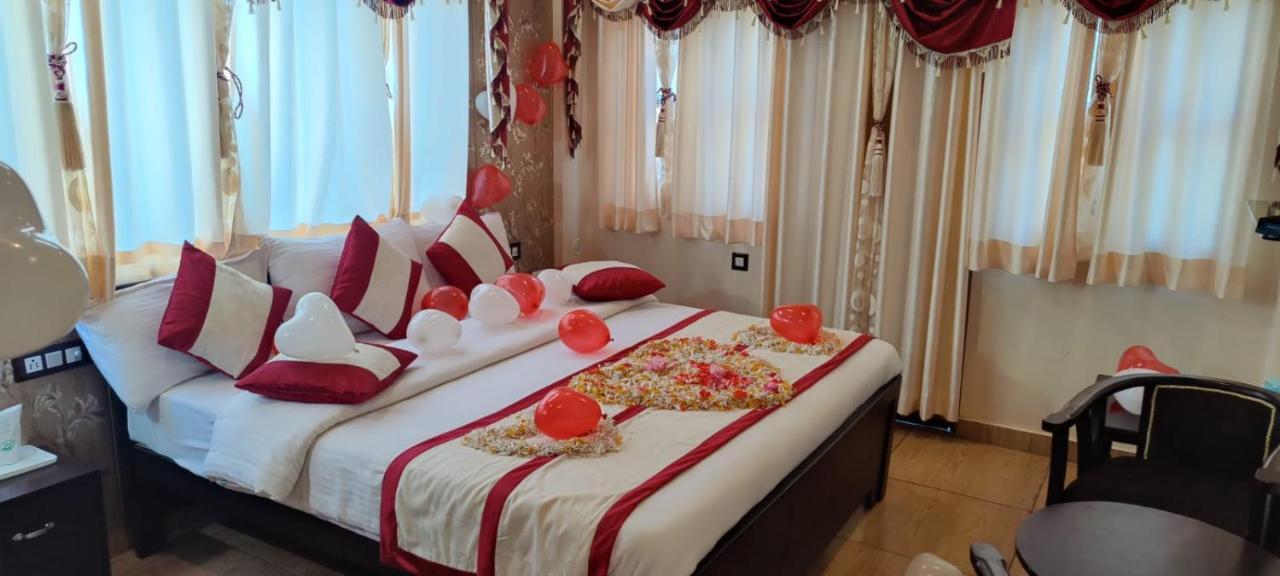 The Ranikhet Continental Hotel Luaran gambar