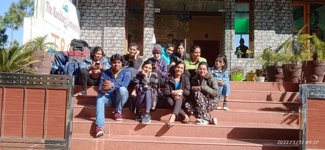 The Ranikhet Continental Hotel Luaran gambar