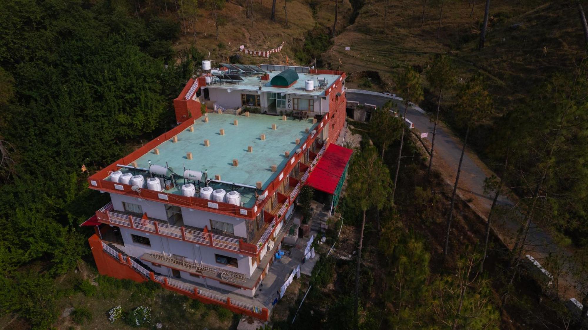 The Ranikhet Continental Hotel Luaran gambar