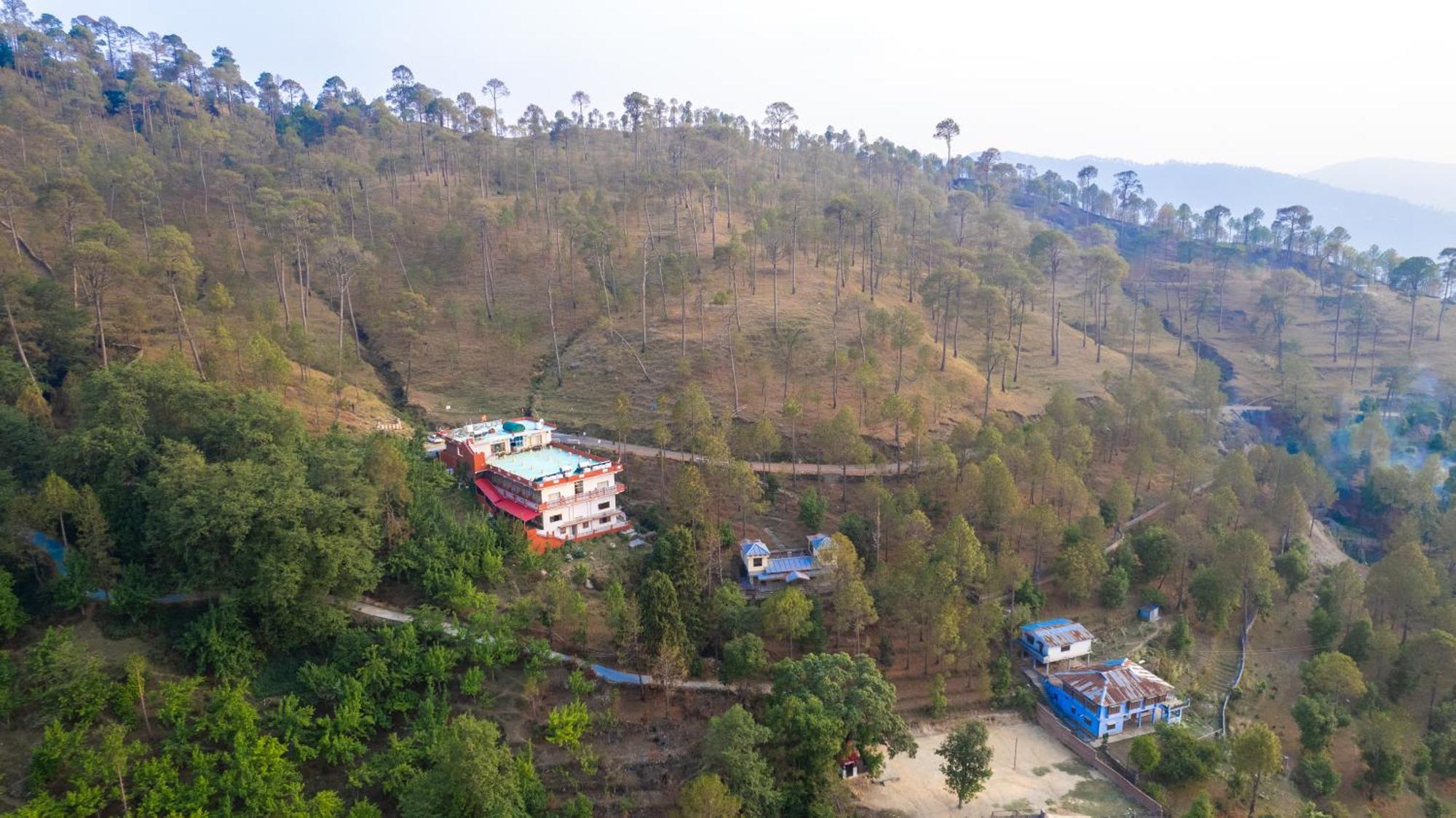 The Ranikhet Continental Hotel Luaran gambar