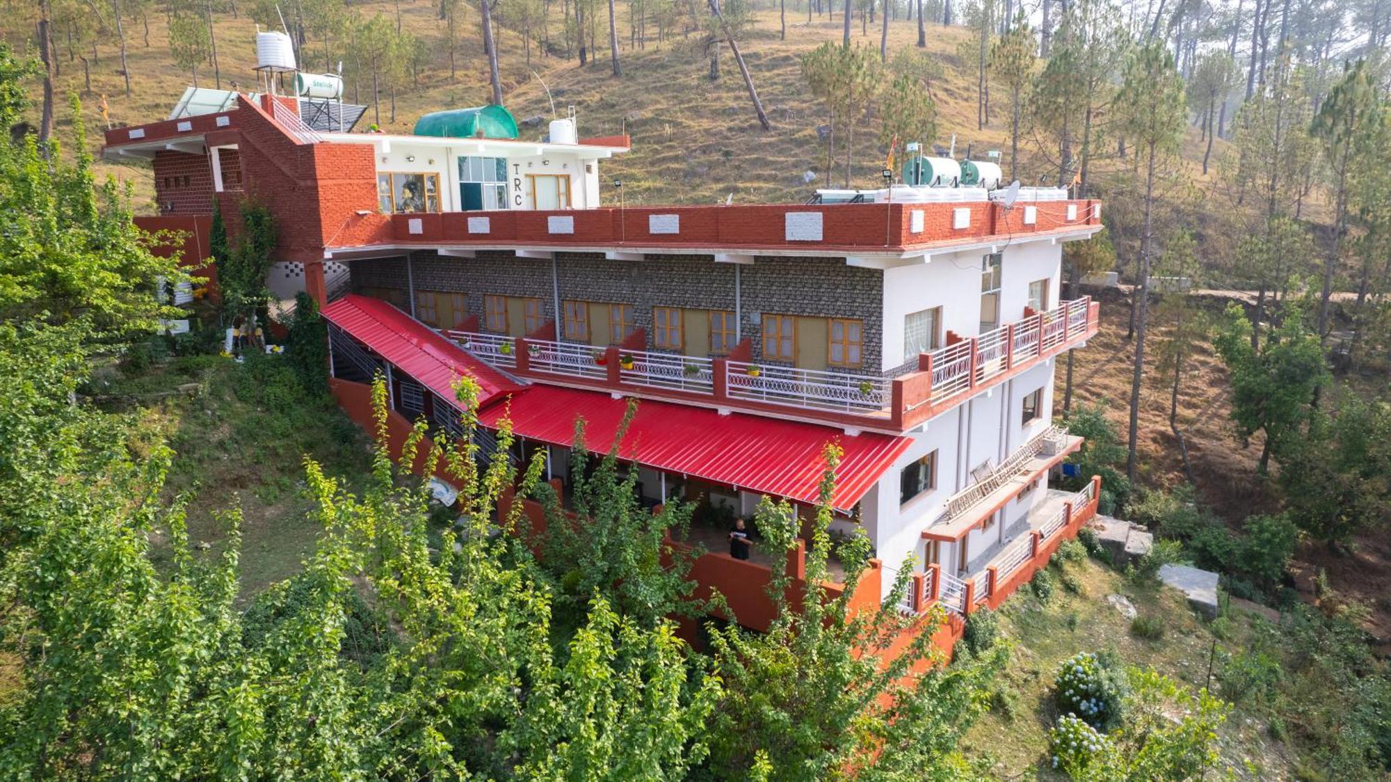 The Ranikhet Continental Hotel Luaran gambar
